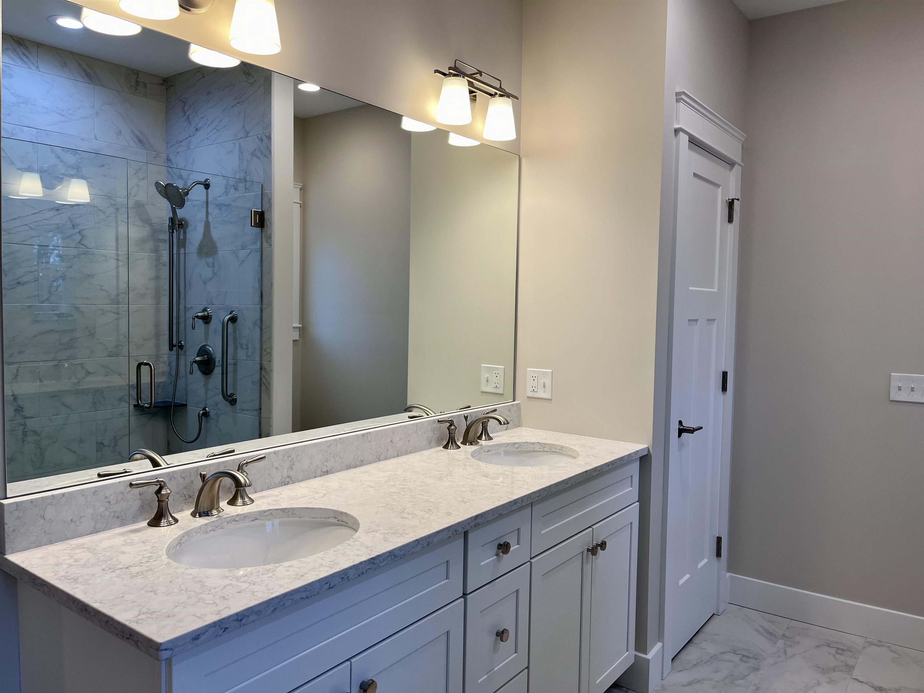 60 Mulberry Lane, Unit 12 Epping, NH 03042 - Photo 15 of 29