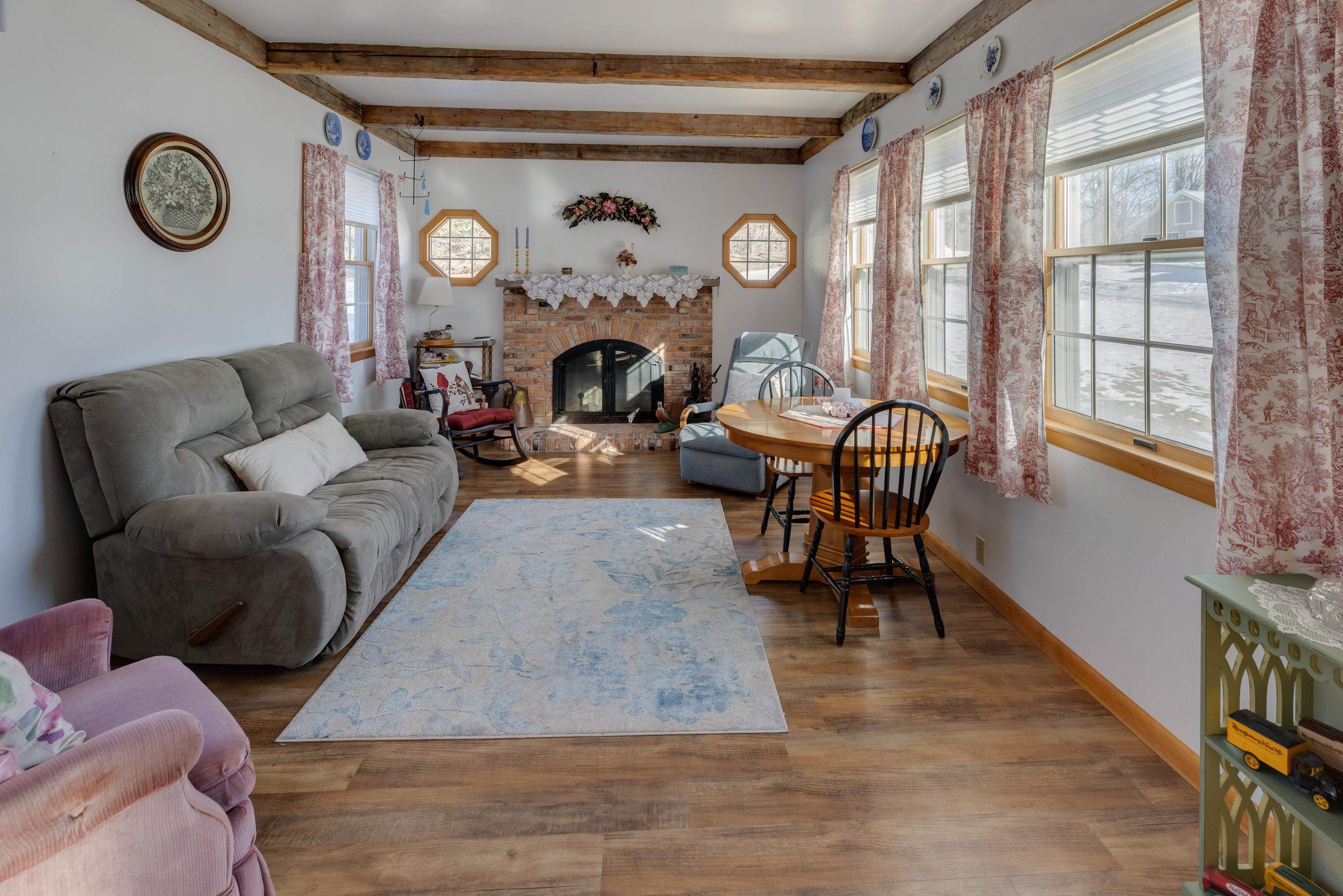 334 Hill Road Bath, NH 03740 - Photo 4 of 38