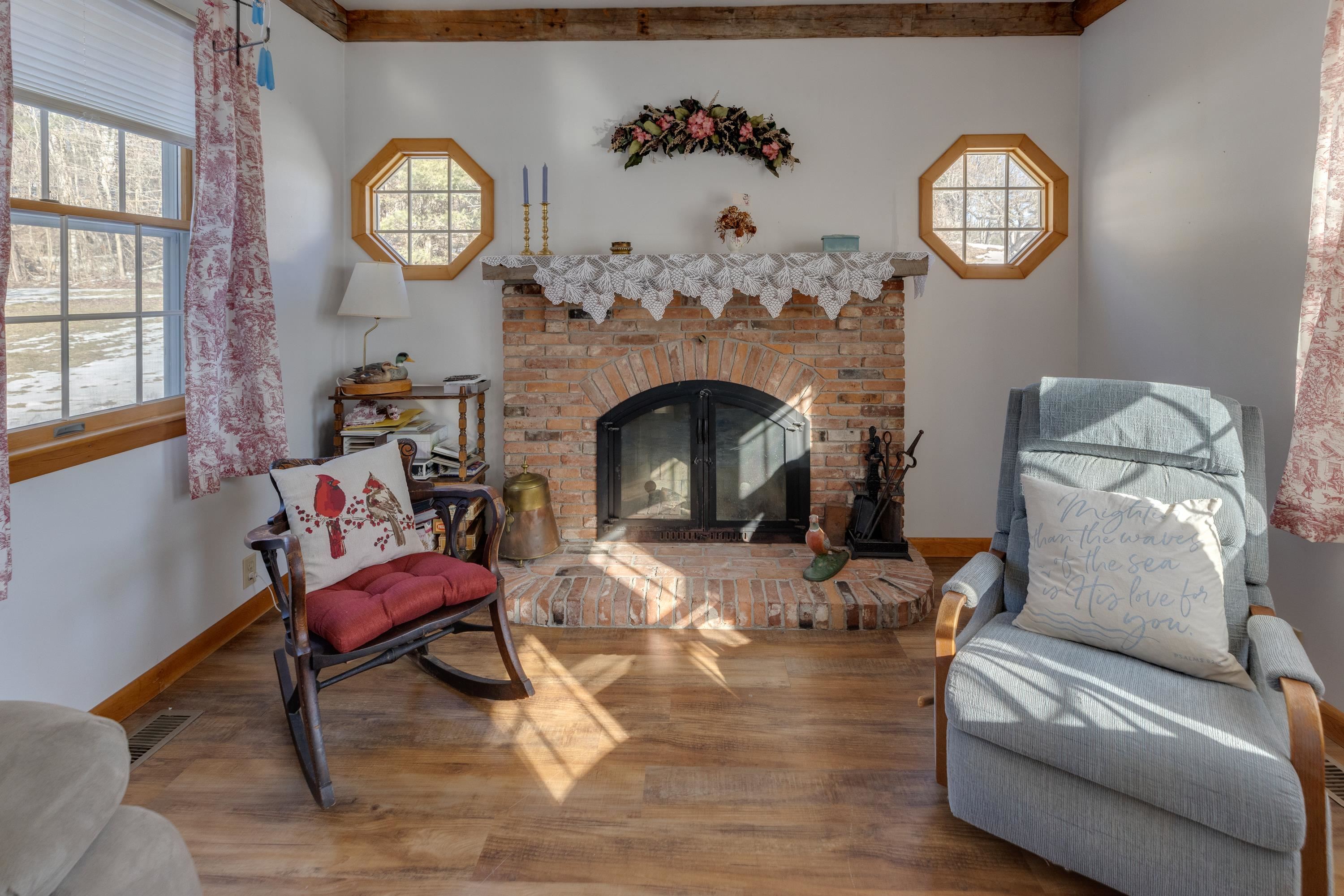 334 Hill Road Bath, NH 03740 - Photo 5 of 38