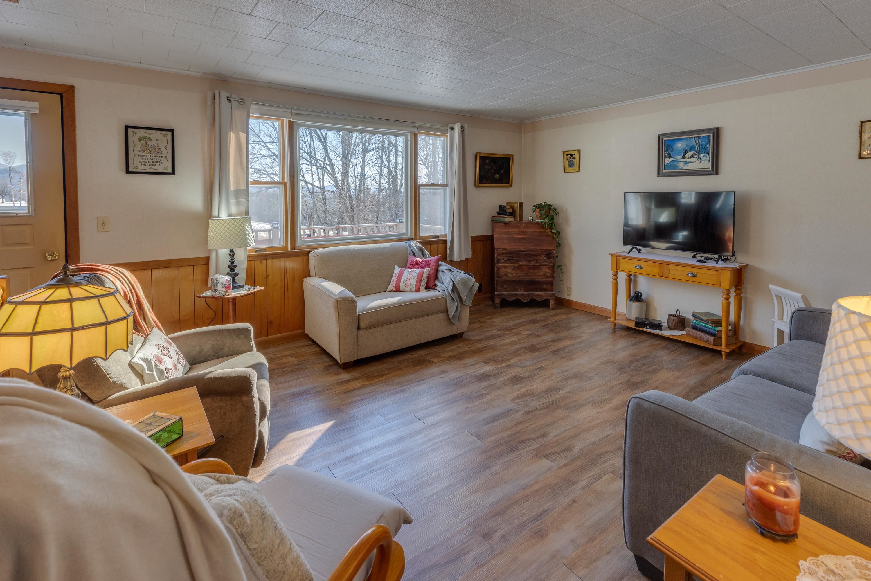 334 Hill Road Bath, NH 03740 - Photo 6 of 38