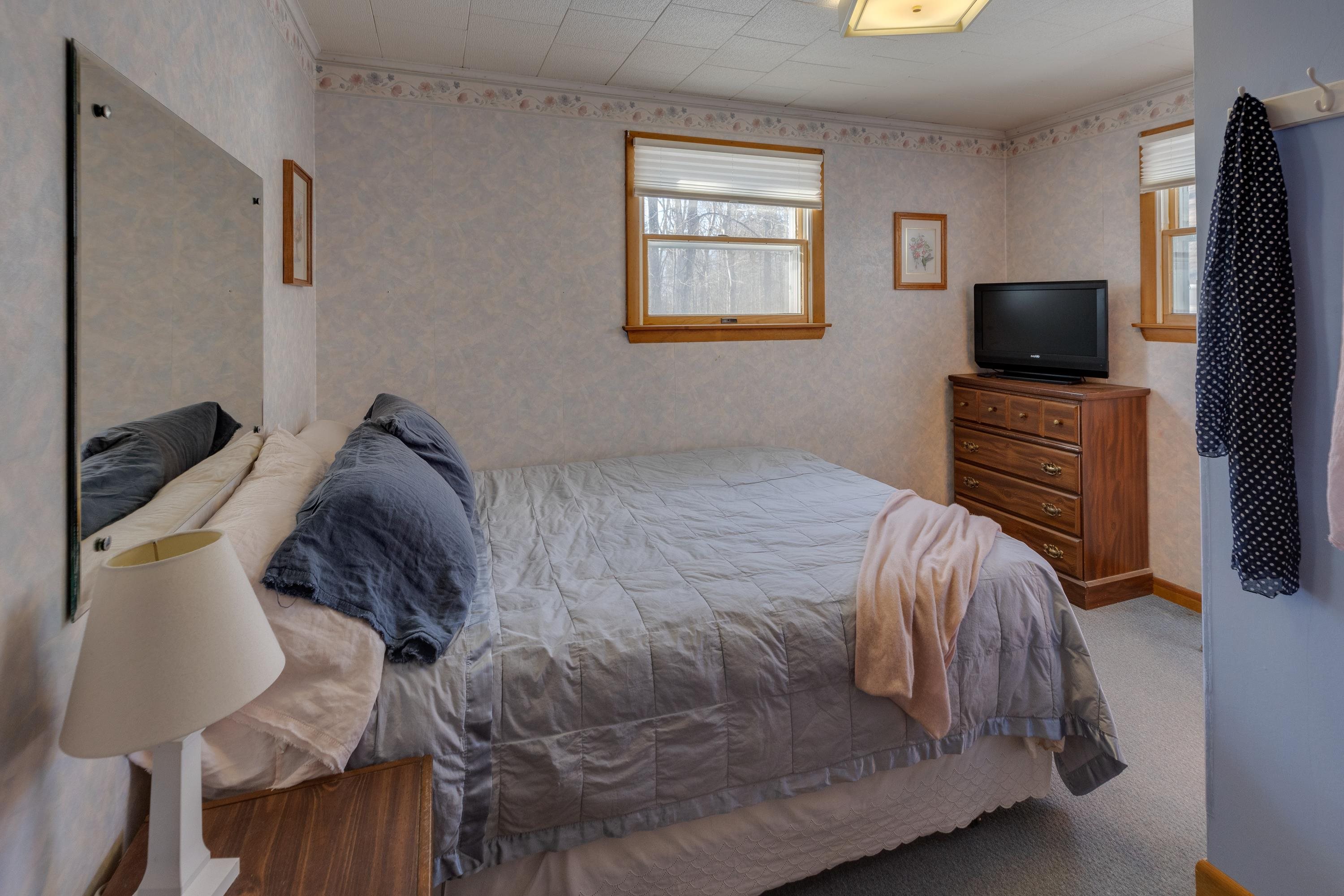 334 Hill Road Bath, NH 03740 - Photo 8 of 38