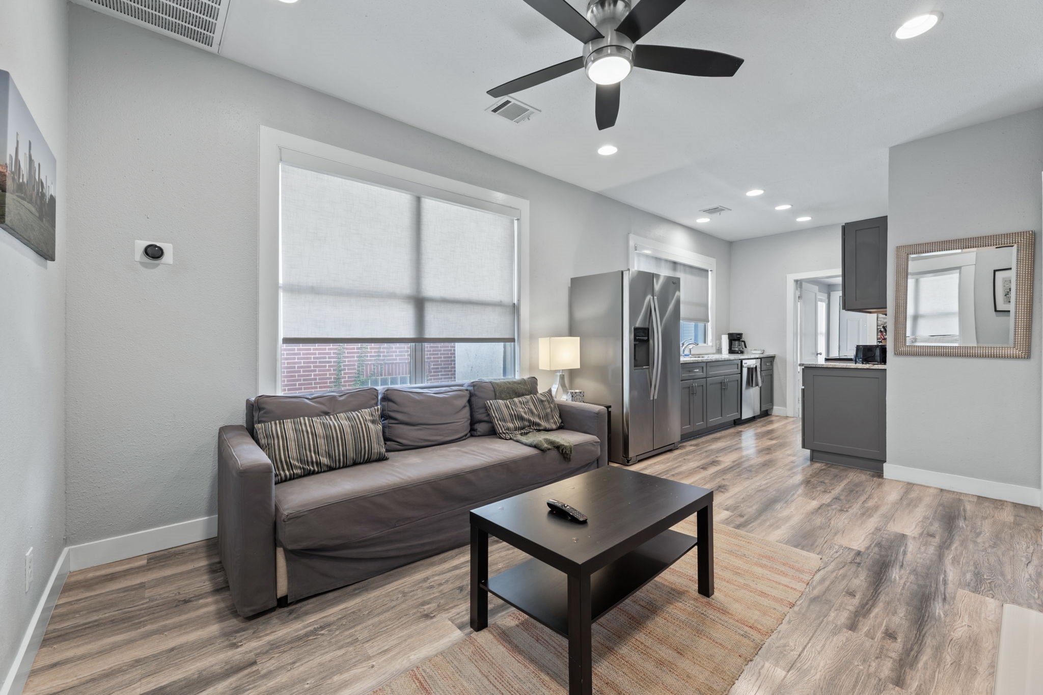 412 Drew Street, Unit 2 Houston, TX 77006 - Photo 1 of 26