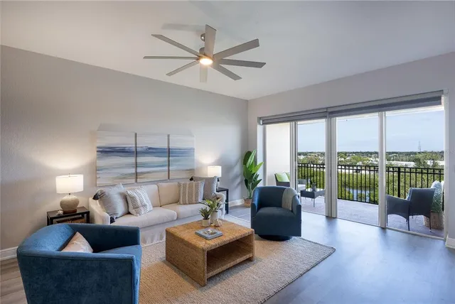 $689,000 | 157 Tampa Avenue East, Unit 706, Venice, FL 34285