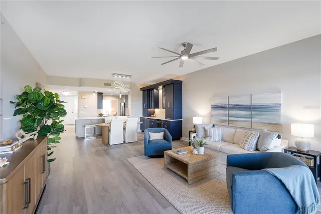 $689,000 | 157 Tampa Avenue East, Unit 706, Venice, FL 34285