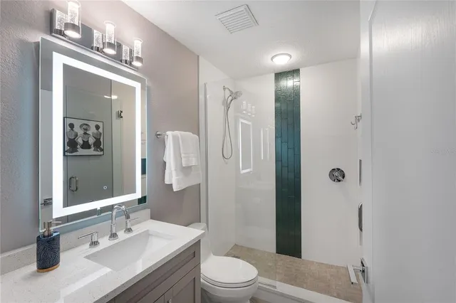 $689,000 | 157 Tampa Avenue East, Unit 706, Venice, FL 34285