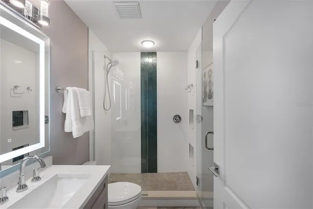 $689,000 | 157 Tampa Avenue East, Unit 706, Venice, FL 34285