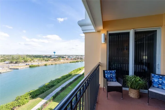 $689,000 | 157 Tampa Avenue East, Unit 706, Venice, FL 34285