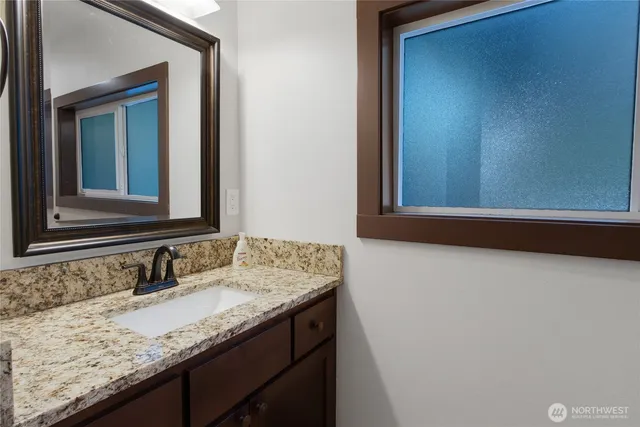 $749,950 | 8726 South Fruitland, Puyallup, WA 98371