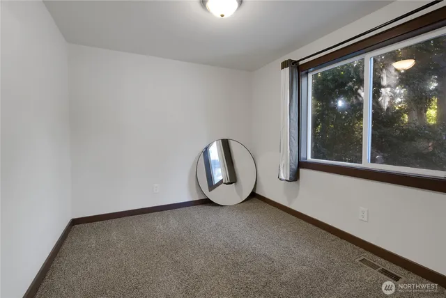 $749,950 | 8726 South Fruitland, Puyallup, WA 98371