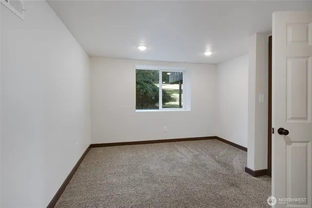 $749,950 | 8726 South Fruitland, Puyallup, WA 98371