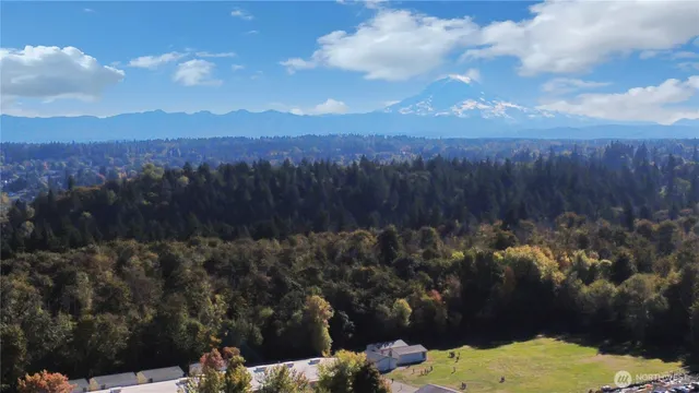 $749,950 | 8726 South Fruitland, Puyallup, WA 98371