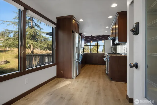 $749,950 | 8726 South Fruitland, Puyallup, WA 98371