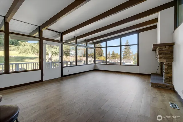 $749,950 | 8726 South Fruitland, Puyallup, WA 98371