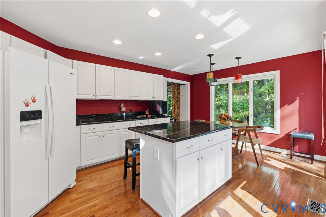 3137 Stony Point Road, Unit D Richmond, VA 23235 - Photo 17 of 31 Beautiful light coming into the kitchen.