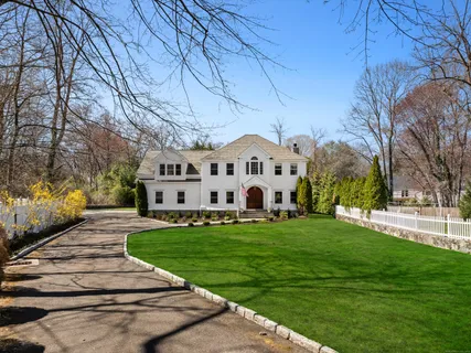 $1,995,000 | 1745 Post Road, Darien, CT 06820