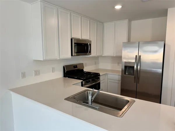 $1,950 | 6838 Eastern Cottonwood Lane, Katy, TX 77493