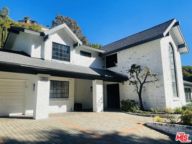 $3,995,000 | 1060 Chantilly Road, Los Angeles, CA 90077