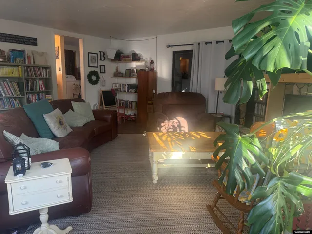 $165,000 | 1112 Nieman Street, Rawlins, WY 82301