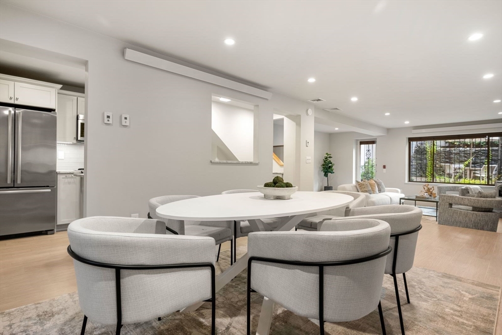 12 Concord Square, Unit 1 Boston, MA 02118 - Photo 13 of 33