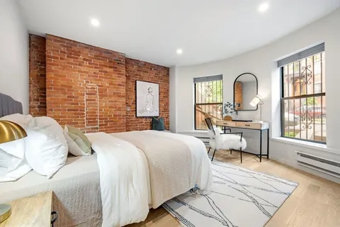 $1,499,000 | 12 Concord Square, Unit 1, Boston, MA 02118