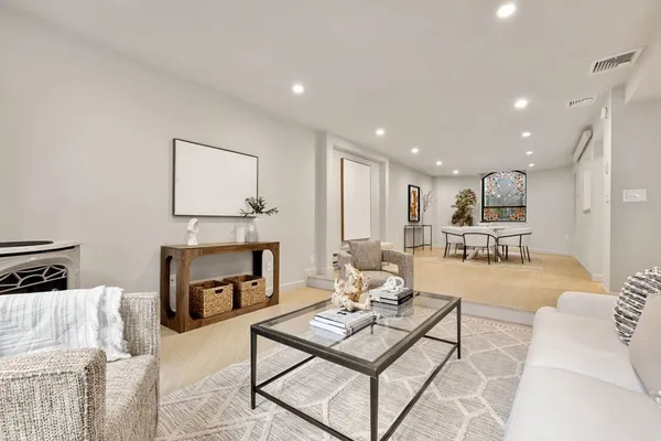$1,470,000 | 12 Concord Square, Unit 1, Boston, MA 02118