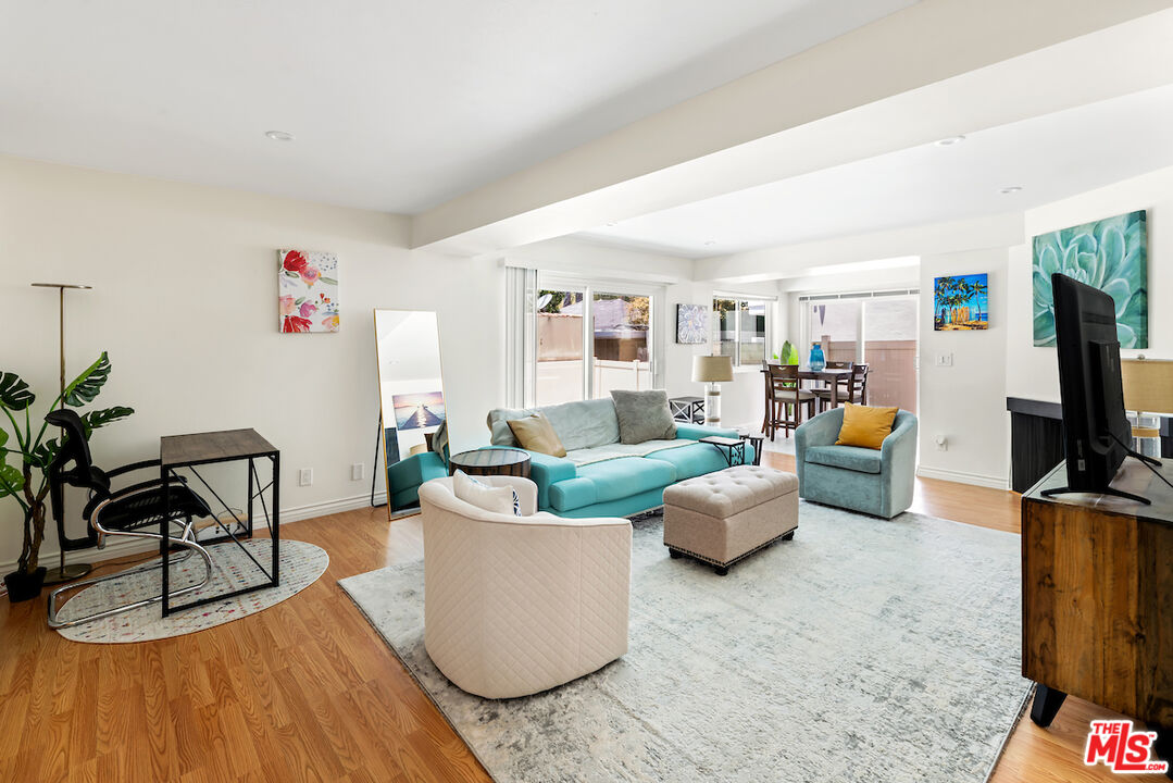 1021 North Crescent Heights Blvd Unit 106