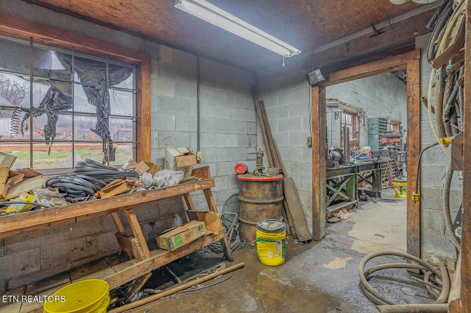 147 R & R Sawmill Road Harriman, TN 37748 - Photo 39 of 55 A7309870-HDR