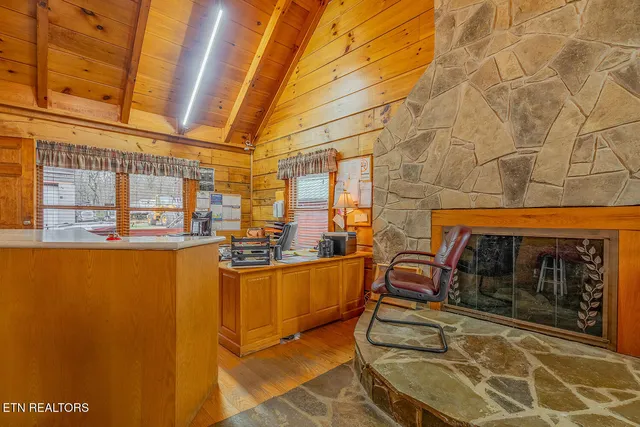 $1,150,000 | 147 R & R Sawmill Road, Harriman, TN 37748