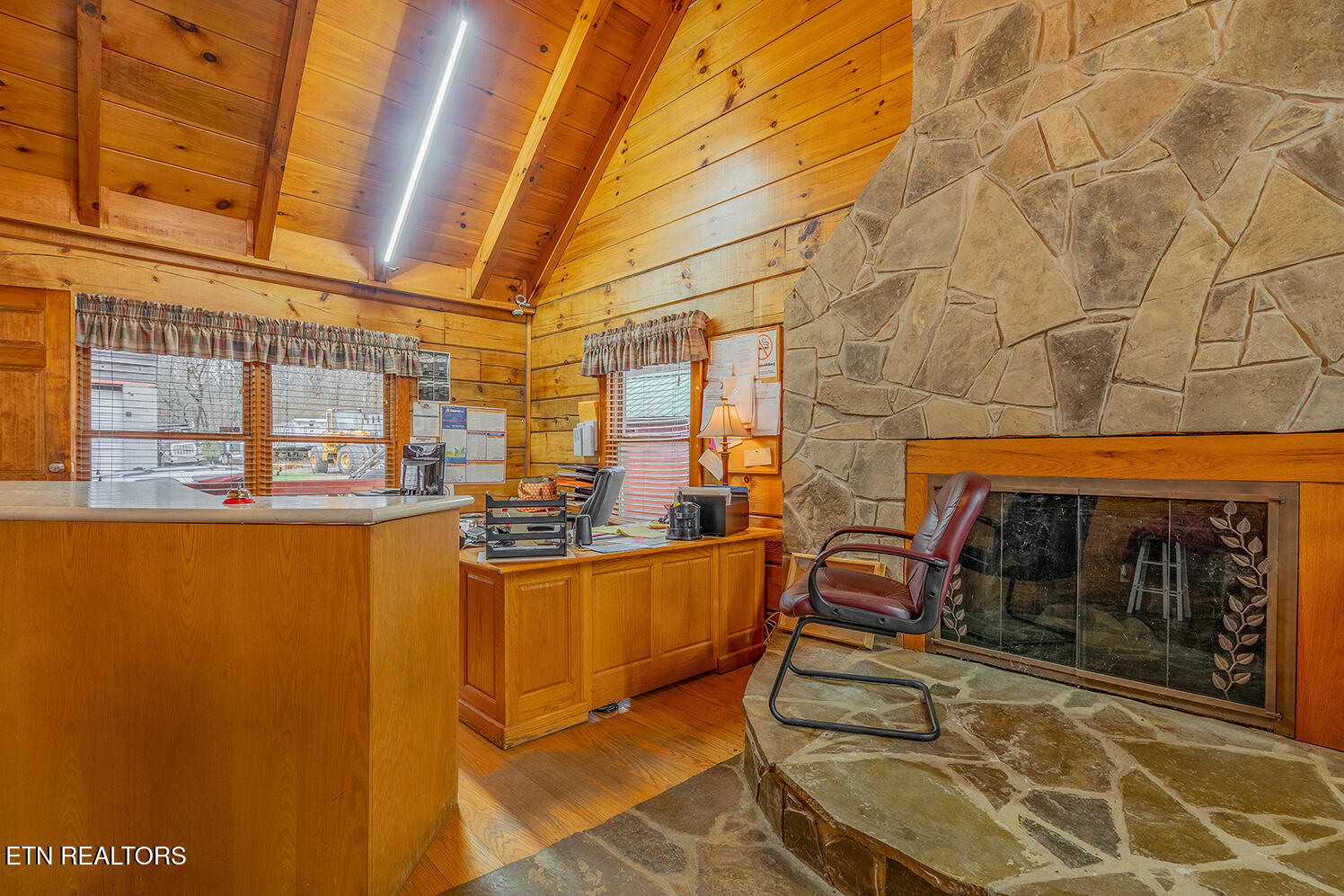 147 R & R Sawmill Road Harriman, TN 37748 - Photo 5 of 55 A7309834-HDR