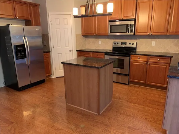 $2,700 | 1569 Liberty Parkway Northwest, Unit 2506, Atlanta, GA 30318
