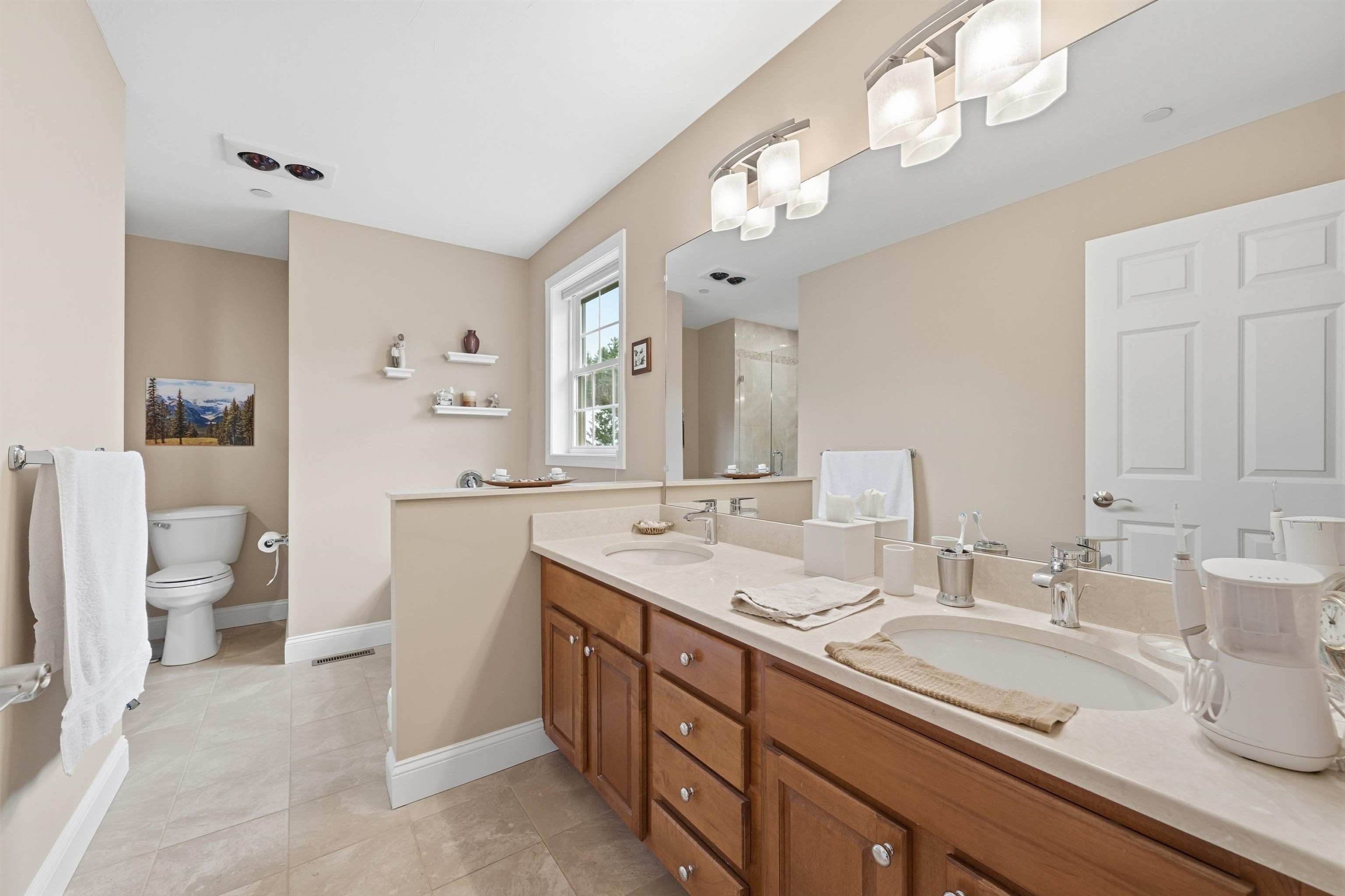 10 Dewberry Lane Hooksett, NH 03106 - Photo 21 of 42