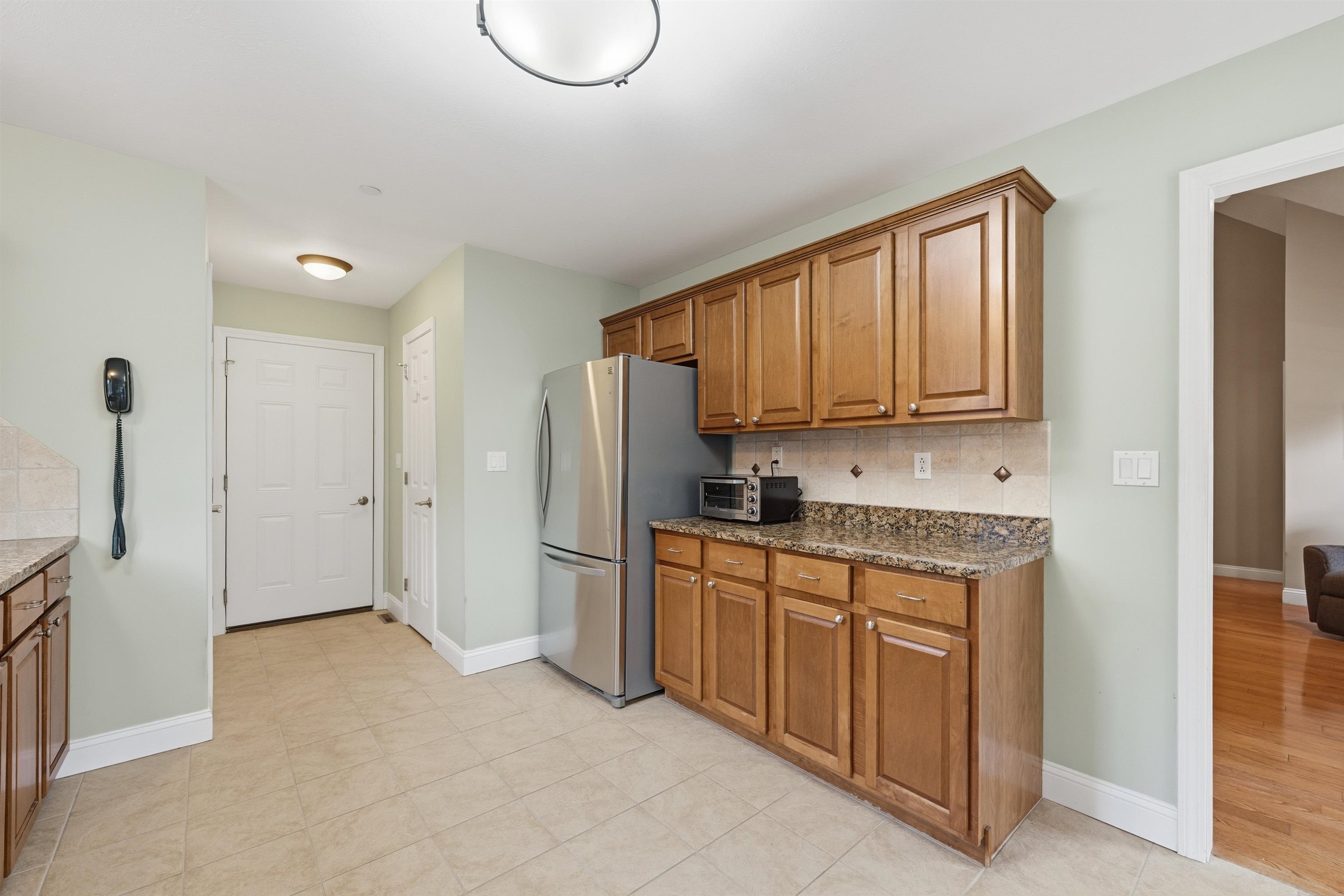 10 Dewberry Lane Hooksett, NH 03106 - Photo 29 of 42