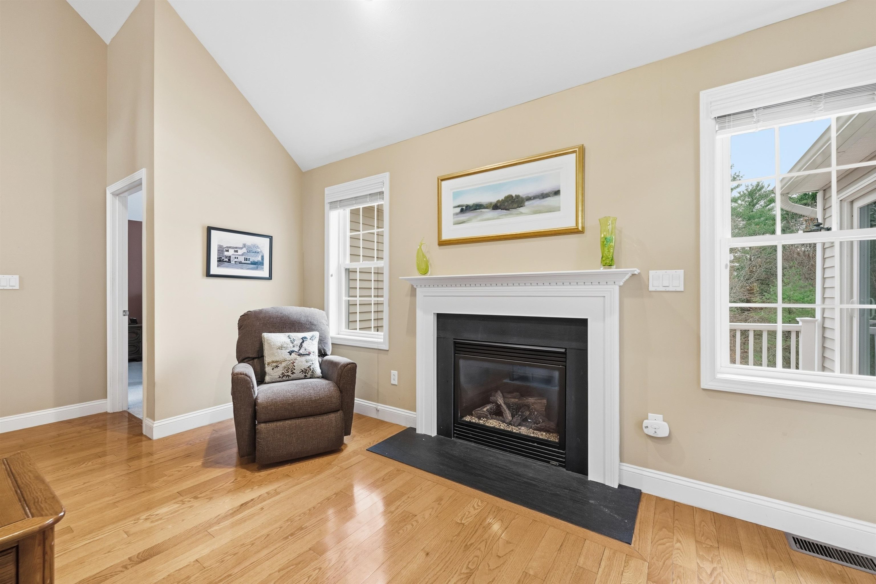 10 Dewberry Lane Hooksett, NH 03106 - Photo 39 of 42