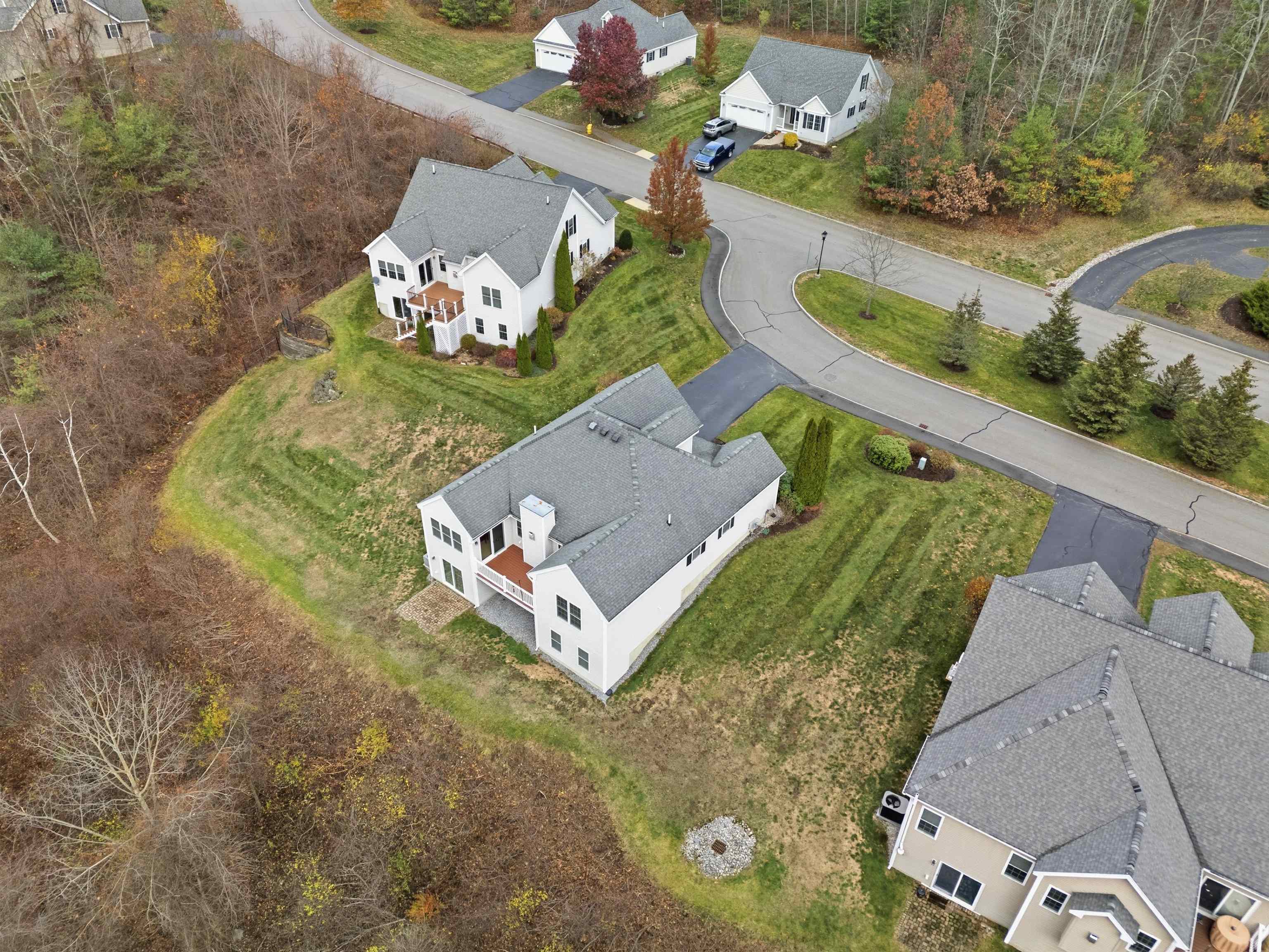 10 Dewberry Lane Hooksett, NH 03106 - Photo 6 of 42