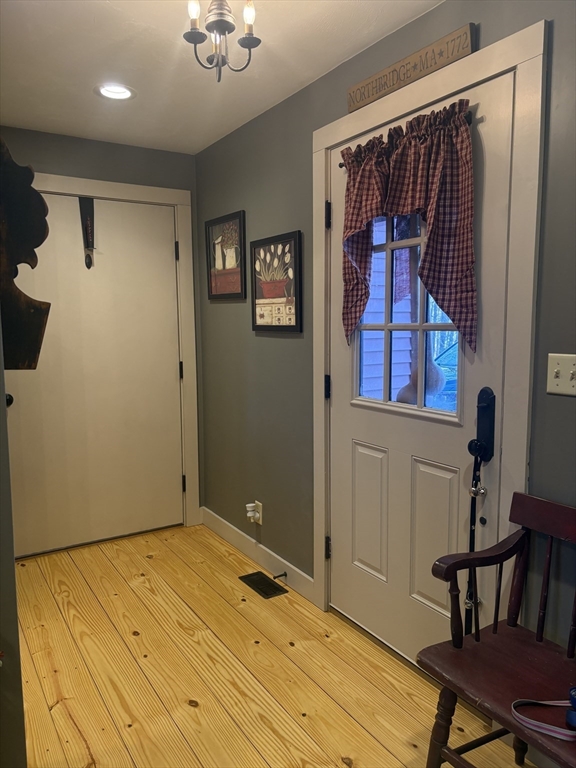 158 Purgatory Road Northbridge, MA 01588 - Photo 13 of 36