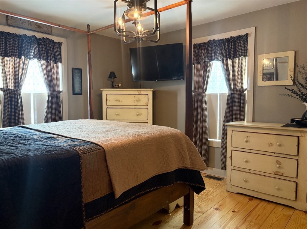 158 Purgatory Road Northbridge, MA 01588 - Photo 20 of 36