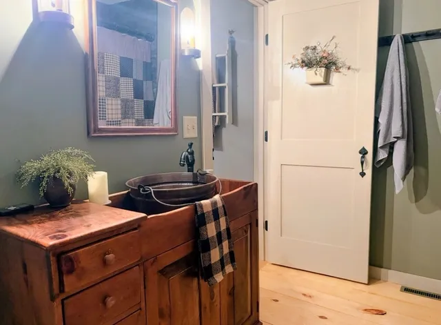 $739,900 | 158 Purgatory Road, Northbridge, MA 01588