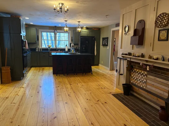 $739,900 | 158 Purgatory Road, Northbridge, MA 01588