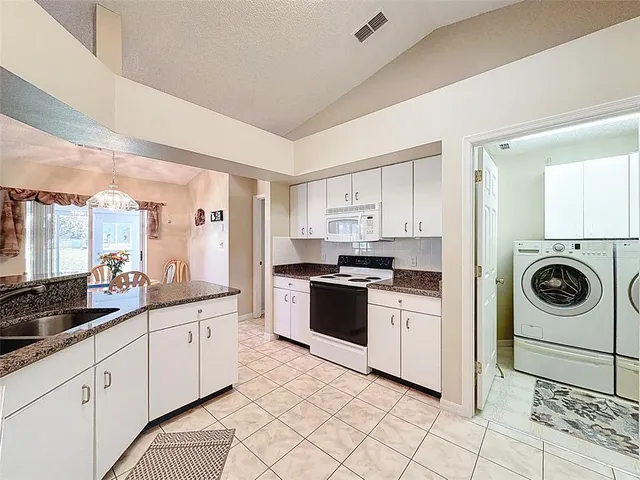 $279,000 | 5865 Macaw Place, Lakeland, FL 33809