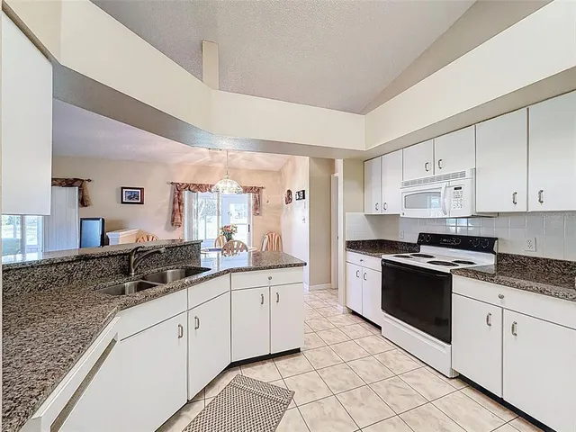 $279,000 | 5865 Macaw Place, Lakeland, FL 33809