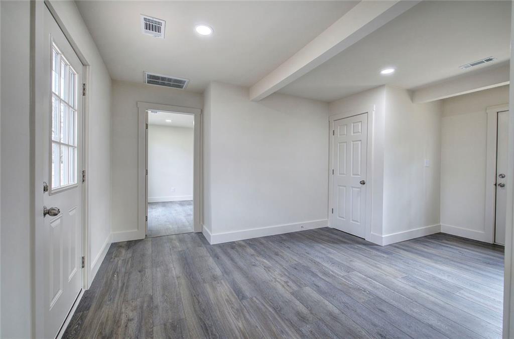 30 Grove Circle Cartersville, GA 30120 - Photo 20 of 33 wooden floor in an empty room with a window