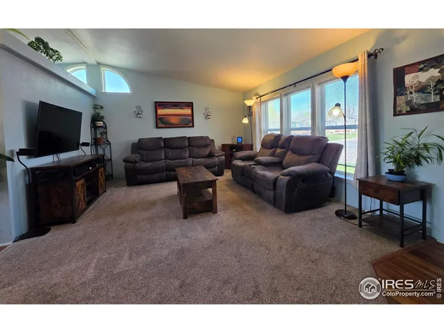 $137,900 | 3340 Longview Boulevard, Unit 379, Longmont, CO 80504