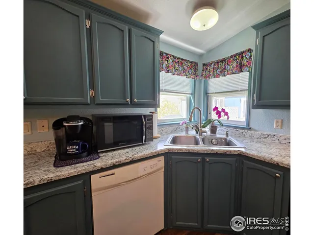 $137,900 | 3340 Longview Boulevard, Unit 379, Longmont, CO 80504