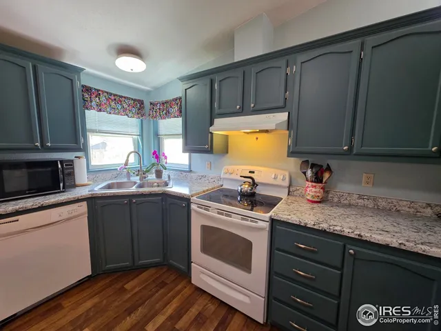 $137,900 | 3340 Longview Boulevard, Unit 379, Longmont, CO 80504