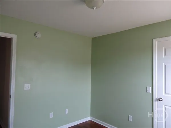 $2,100 | 185 Willow Oak Drive, Richmond Hill, GA 31324