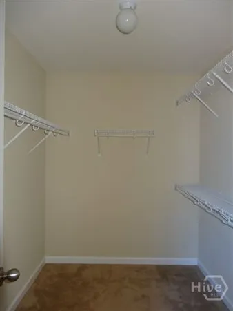 $2,100 | 185 Willow Oak Drive, Richmond Hill, GA 31324