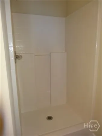 $2,100 | 185 Willow Oak Drive, Richmond Hill, GA 31324