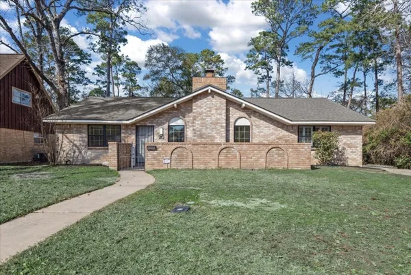 $295,000 | 20 Woody Creek Drive, Conroe, TX 77301