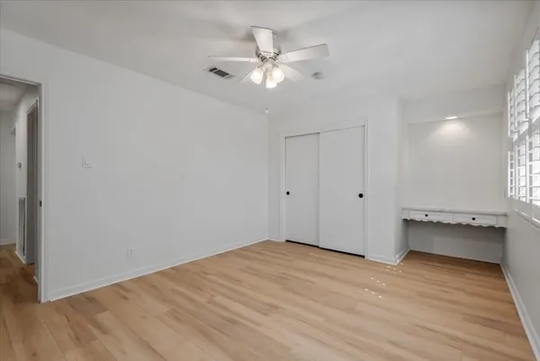 $295,000 | 20 Woody Creek Drive, Conroe, TX 77301