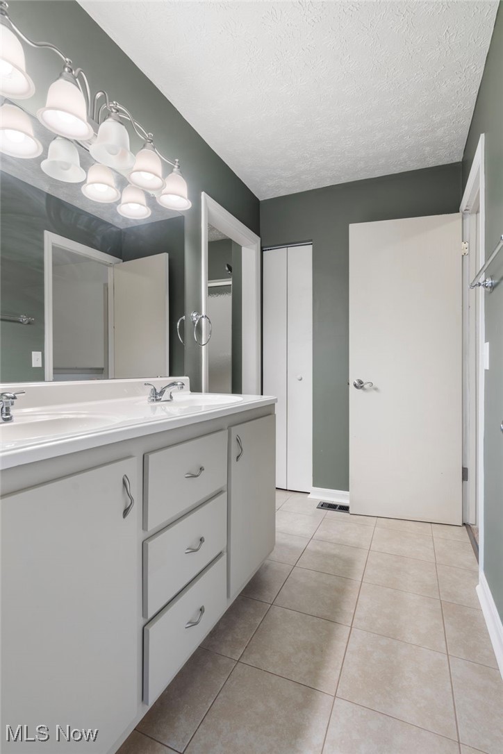 6726 Hills And Dales Road Northwest Canton, OH 44708 - Photo 13 of 23 Gallery Image 13